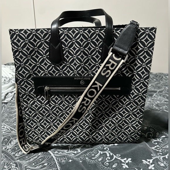 MICHAEL Michael Kors Handbags - Michael Kors Bag